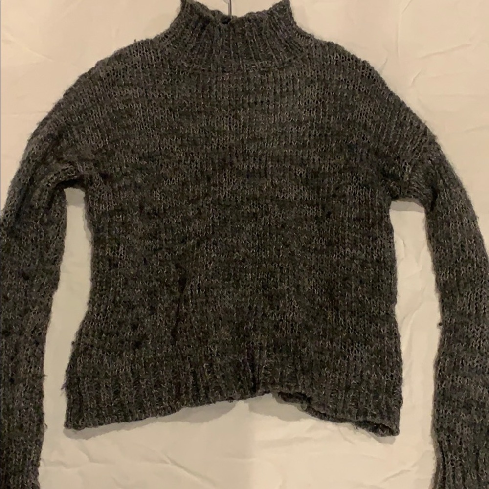 Half Turtle Neck Knit Sweater